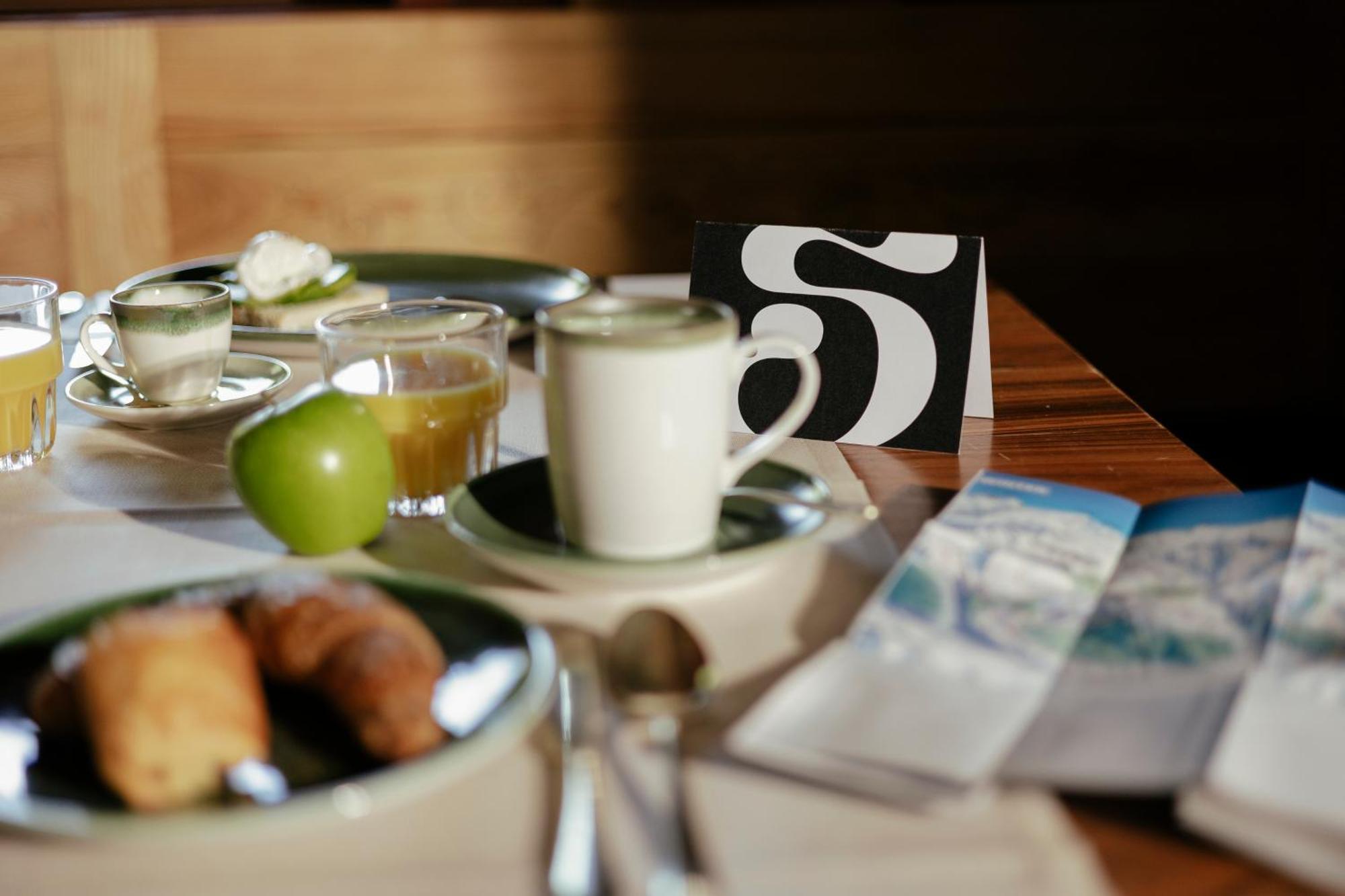 Schloss Zermatt - Cbd & Adaptogenic Spa And Sport Hotel Ngoại thất bức ảnh