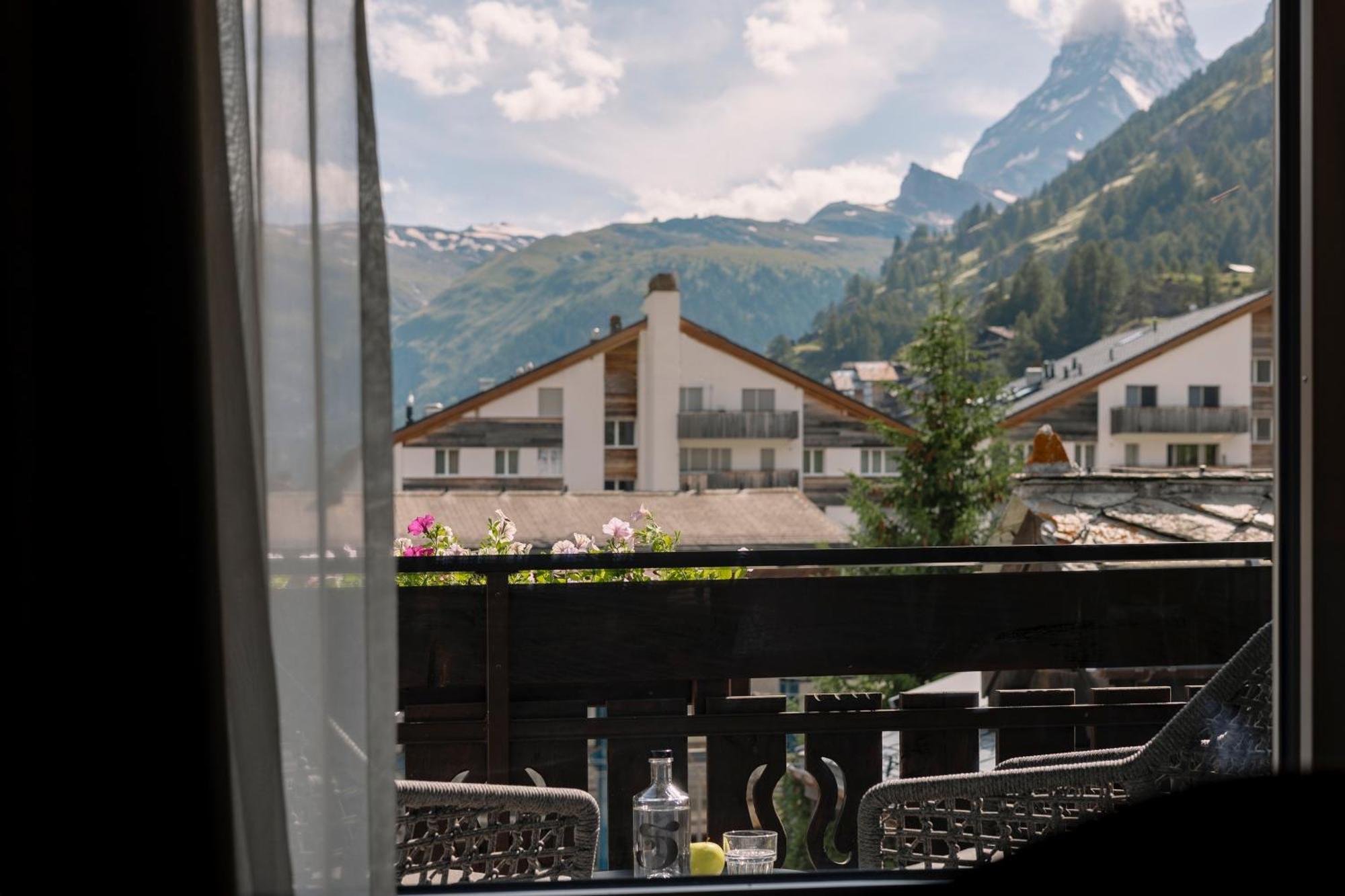 Schloss Zermatt - Cbd & Adaptogenic Spa And Sport Hotel Ngoại thất bức ảnh