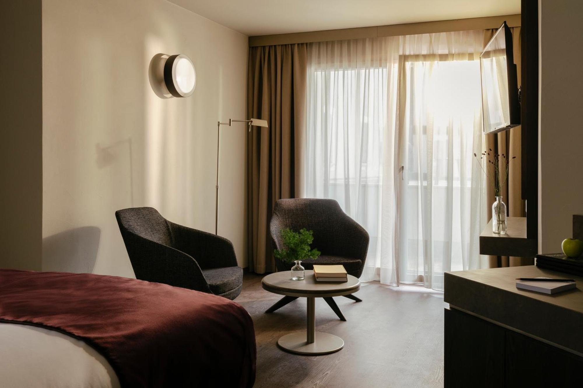 Schloss Zermatt - Cbd & Adaptogenic Spa And Sport Hotel Ngoại thất bức ảnh