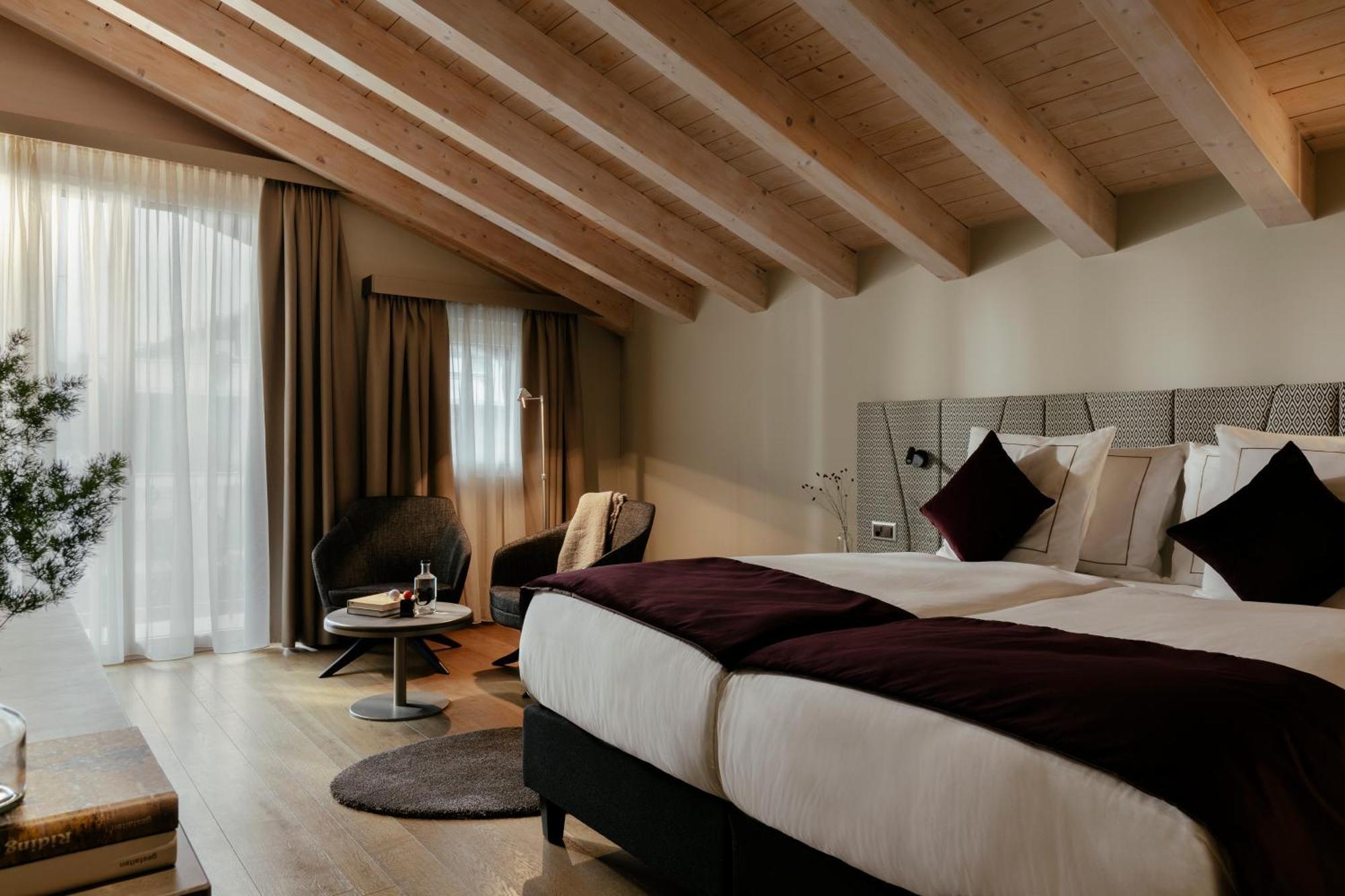 Schloss Zermatt - Cbd & Adaptogenic Spa And Sport Hotel Ngoại thất bức ảnh