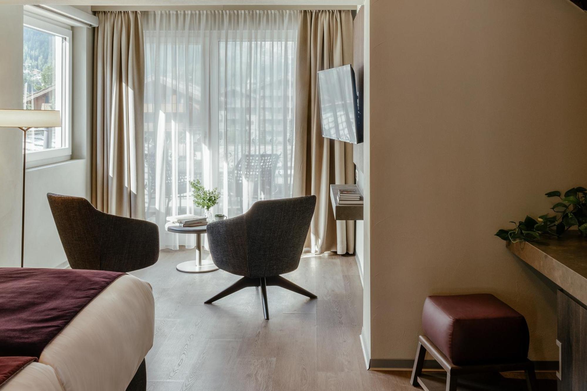 Schloss Zermatt - Cbd & Adaptogenic Spa And Sport Hotel Ngoại thất bức ảnh
